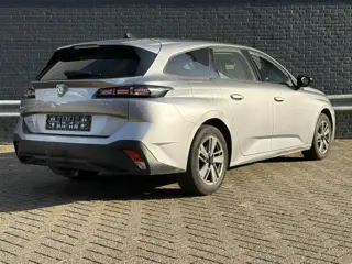 Foto 11 van Peugeot 308 1.2 PureTech Allure € 8.950,- NETTO!