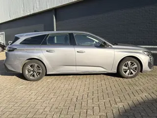 Foto 18 van Peugeot 308 1.2 PureTech Allure € 8.950,- NETTO!