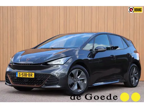 Cupra Born Essential 62 kWh org.NL carplay stuurverwarming