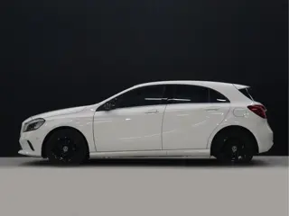 Foto 14 van Mercedes-Benz A-Klasse 160 Ambition [CRUISE CONTROL, PDC V+A, STUURWIEL MULTIFUNCTIONEEL, CLIMATE CO