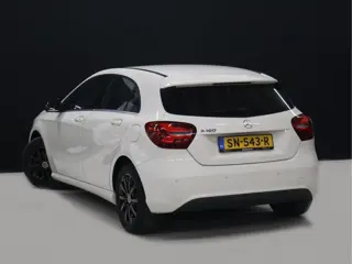 Foto 15 van Mercedes-Benz A-Klasse 160 Ambition [CRUISE CONTROL, PDC V+A, STUURWIEL MULTIFUNCTIONEEL, CLIMATE CO