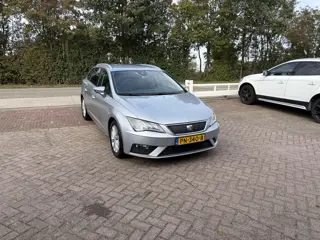SEAT Leon ST 1.0 EcoTSI Style Business Intense TREKHAAK CRUISE NAVI CARPLAY