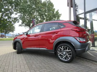 Foto 17 van Hyundai KONA 1.6 GDI HEV Premium (bj 2021, automaat)