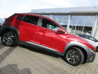 Foto 15 van Hyundai KONA 1.6 GDI HEV Premium (bj 2021, automaat)