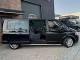 Foto 29 van Volkswagen Transporter 2.0 TDI L2H1 DC Comfortline Automaat Dubbele Cabine Leer Exenon Airco Navi Cr