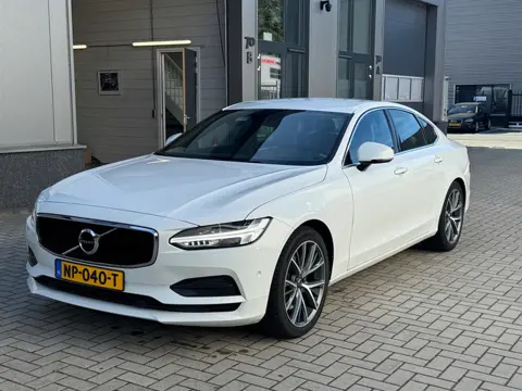 Volvo S90 2.0 T5 Momentum