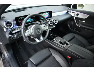 Foto 19 van Mercedes-Benz A-Klasse 250 e Business Solution AMG Limited | Head Up | 360 | Memory | Widescreen | A