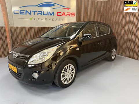 Hyundai I20 1.2i DynamicVersion, Airco, Nieuwe APK