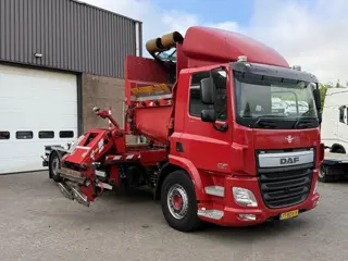 DAF CF 330 FAN / Only 160.713 km / VDL Translift Zijlader + container systeem / 6x2 / Euro6 / NL Tru