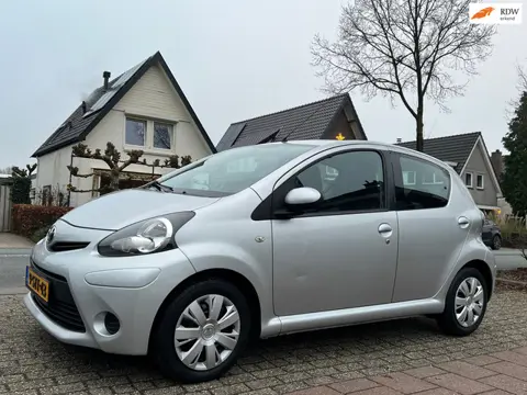 Toyota Aygo 1.0 VVT-i Comfort NL-AUTO-NAP