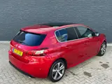 Foto 28 van Peugeot 308 1.2 GT-Line Automaat Glazendak Leer