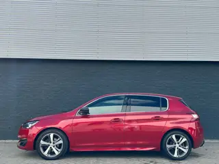 Foto 13 van Peugeot 308 1.2 GT-Line Automaat Glazendak Leer
