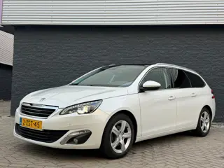 Foto 11 van Peugeot 308 SW 1.2 Automaat Glazendak Leer Led Xenon Nap Orgineel nederlands