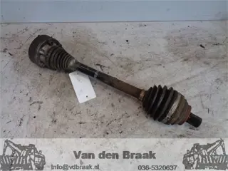 Volkswagen Golf 1.6 TDi 2009-2012 Aandrijfas links