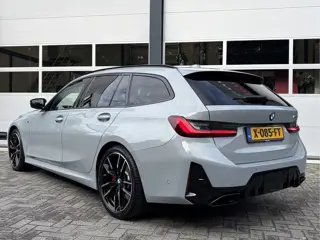 Foto 19 van BMW 3 Serie Touring M340i xDrive NL-Auto Vol (bj 2023)
