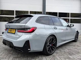 Foto 16 van BMW 3 Serie Touring M340i xDrive NL-Auto Vol (bj 2023)