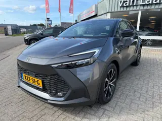 TOYOTA C-HR 1.8 Hybrid 140 Dynamic Bi-Tone Rijklaar met Garantie
