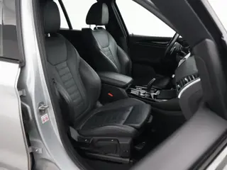 Foto 13 van BMW X3 xDrive20i 184 PK M-SPORT H.E. EDITION + HEAD-UP | SFEERVERL. | CARPLAY | LEDER | CAMERA | 19