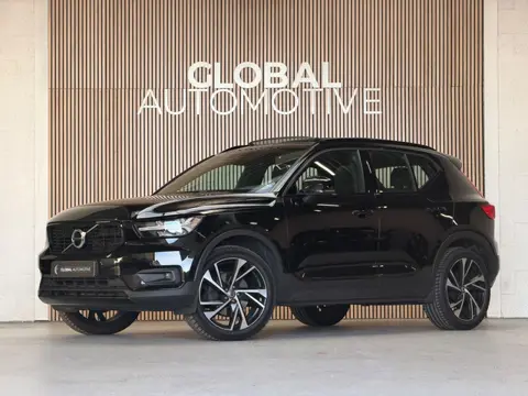Volvo XC40 2.0 T4 R Design - Harman Kardon - Panoramadak - Trekhaak - Memory