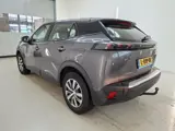 Foto 27 van Peugeot 2008 1.2 Active 2jr APK trekhaak LED