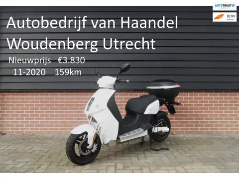 E-Max Bromscooter V120LD+ 11-2020 159km grote actieradius