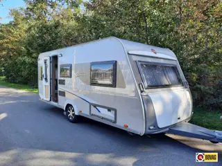 Bürstner Averso 500 TL Enkele bedden !