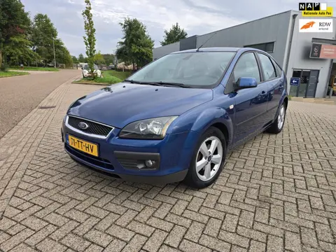 Ford Focus 1.6-16V Futura