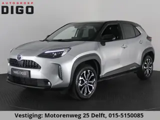 Toyota Yaris Cross 1.5 HYBRID DYNAMIC BITONE SILVERLINE GARANTIE 2035 NAVIGATIE . STUUR EN STOEL VER