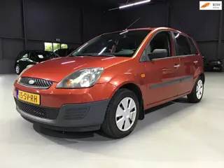 Ford Fiesta 1.3-8V Champion I Airco I Elec Ramen I 5 Drs I Zuinig I Apk t/m 07-2027 I Centr. deurver