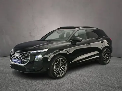 Audi Q3 1.5 e-hybrid S edition | Panoramadak | Trekhaak | Head-Up | SONOS | Privacy Glas | Dodehoek 