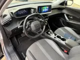 Foto 11 van Peugeot 2008 1.2 PureTech Allure Automaat, CarPlay, Navi, Virtual Cockpit, 1e eigenaar, PDC, Camera