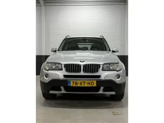 Foto 15 van BMW X3 2.5si Executive Youngtimer! PDC/Leer/Carplay/Alarm/Plaatje van een auto!