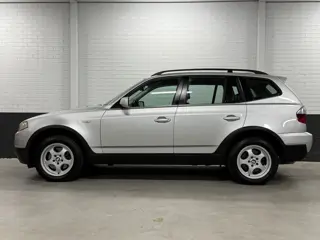 Foto 17 van BMW X3 2.5si Executive Youngtimer! PDC/Leer/Carplay/Alarm/Plaatje van een auto!