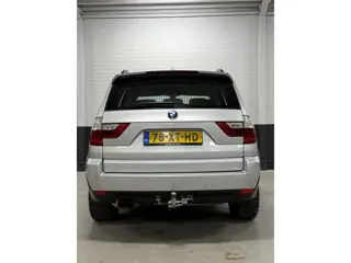 Foto 19 van BMW X3 2.5si Executive Youngtimer! PDC/Leer/Carplay/Alarm/Plaatje van een auto!