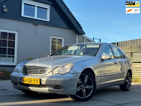 Mercedes-Benz C-klasse 180 Elegance | Nieuwe APK | Automaat | Volledig onderhouden | El. Ramen | Tre