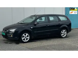 Ford Focus Wagon 1.6-16V Futura