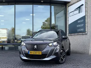 Peugeot 2008 1.2 Allure*NAVI*CAM*CRUISE*ECC*LED*LMV*CARPLAY*