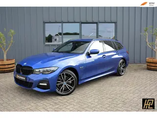 BMW 3-serie Touring 320e M Sport * Laser * 19" * M Kuipstoelen el. * Memory * Camera * Android/Carpl