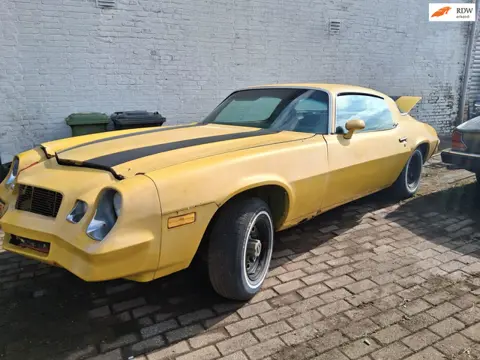 Chevrolet Camaro v8