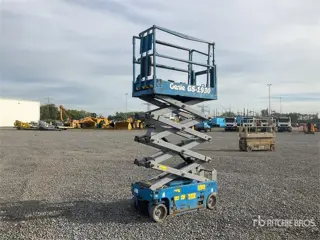 Genie GS1930 Electric Scissor Lift
