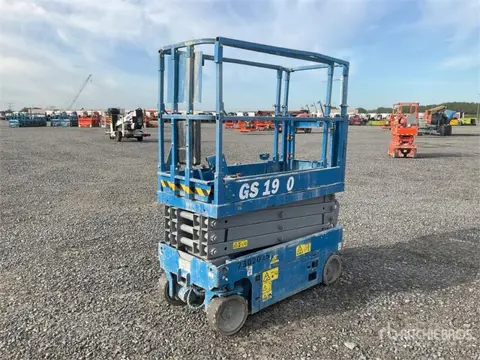Genie GS1930 Electric Scissor Lift (Inoperable)