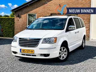 CHRYSLER GRAND VOYAGER 4.0 V6 LIMITED WHITE 257PK STOW&GO 3xTV/DVD/HDD/
