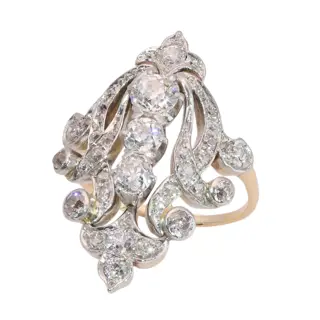 Belle Époque Diamond Scroll Ring in Gold and Platinum, circa 1910