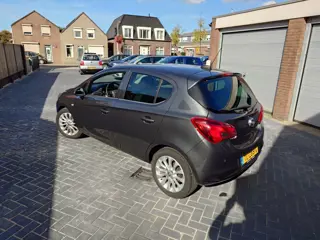 Foto 14 van Opel Corsa 1.4 Online Edition, Automaat, 1e eigenaar, Dealer onderhouden
