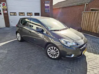 Foto 16 van Opel Corsa 1.4 Online Edition, Automaat, 1e eigenaar, Dealer onderhouden