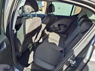 Foto 11 van Opel Corsa 1.4 Online Edition, Automaat, 1e eigenaar, Dealer onderhouden