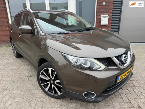 Nissan Qashqai 1.2 Tekna / Navi / Pano / Leder / Camera / PDC
