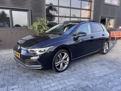 Volkswagen Golf 1.5 eTSI Style PANO! LED! STOELMASSAGE!LINEASSIST