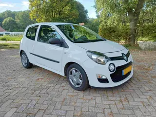 Renault Twingo 1.2 16V Authentique -> schade <-