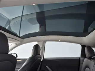 Foto 16 van Tesla Model Y Long Range AWD 75 kWh